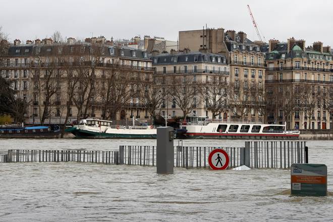 floods, paris floods, france floods, river seine floods, paris alert, paris emergency, paris flood alert, flood in paris, france capital city flood alert, paris river floods, paris floods, france floods, river seine floods, paris alert, paris emergency, paris flood alert, flood in paris, france capital city flood alert, paris river