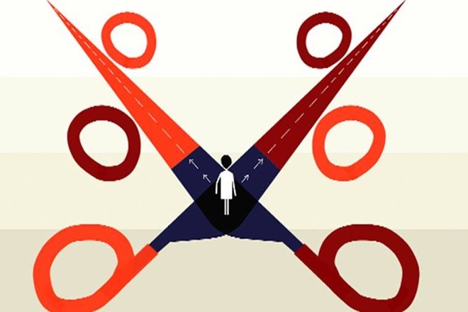 GST, GST collections, GST regime, GST reform, GST collection slip, Assocham, knee jerk reaction, goods and service tax, economy