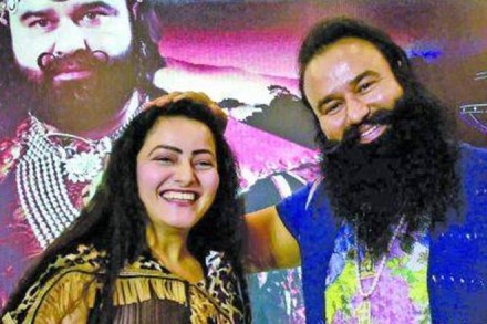 honeypreet insan, gurmeet ram rahim singh, dera followres, sirsa, dera chief ram rahim, papas angel, honeypreet sentence, honeypreet in court, panchkula violence, honeypreet chargesheet, aditya insan, pawan insan, ram rahim sentencing,