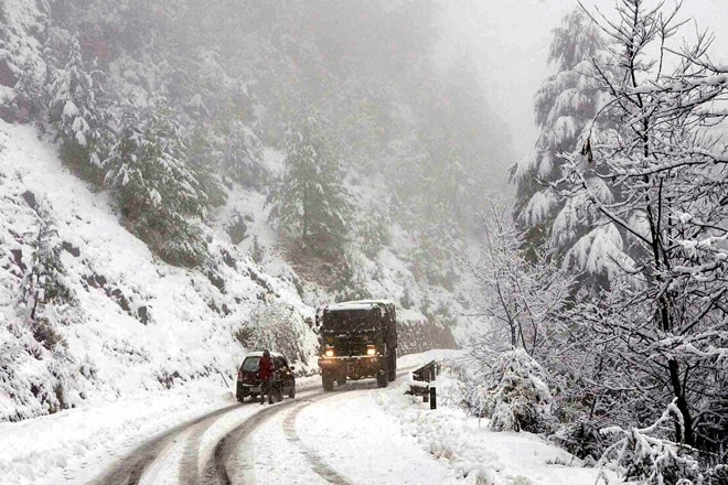 Jammu and Kashmir, temperature of jammu and kashmir, ladakh, pahalgam, srinagar, gulmarg, kargil, Bannihal, Bhaderwah, MET department, latest news on jammu and kashmir