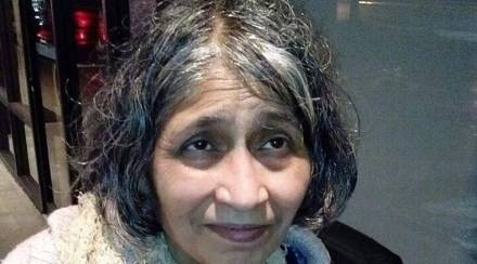 jayshri gill of iit kharagpur sells paintings