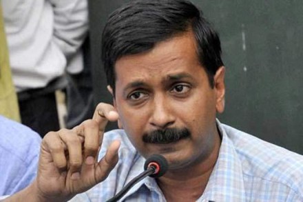 republic day, arvind kejriwal, kejriwal unveils heroes portraits, delhi assembly republic day, freedom fighters portraits delhi assembly,