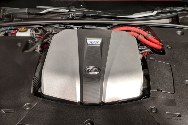 Lexus LS 500h is powered by 3.5L V6 petrol engine with two additional electric motors that combine to give a maximum power of 354 hp. The engine is mated to a CVT gearbox. The hybrid battery system is powered by 84 cells lithium-ion battery pack.