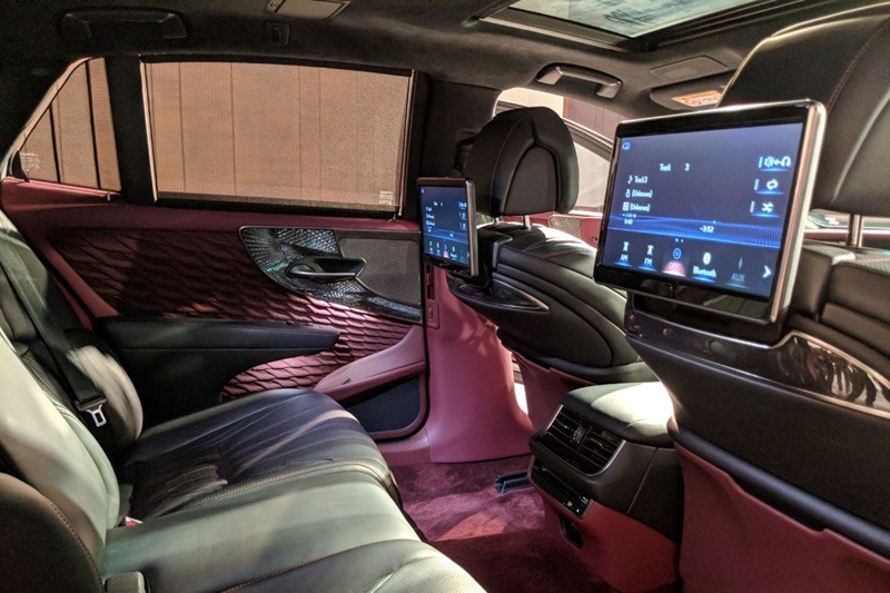 Lexus LS 500h features a moonroof, the glass cover of which slides above the roof and creates an spacier appeal to the rear occupants. The passengers at the back get their own entertainment systems as well. The display screens can also be adjusted for easy viewing.