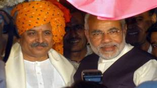 Pravin Togadia, Narendra Modi, Gujarat politics