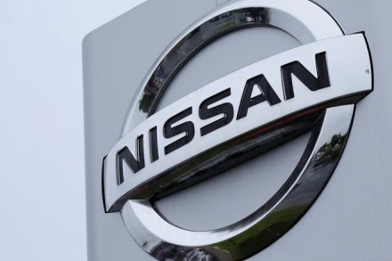 Nissan may bring recharge-free Electric Vehicle