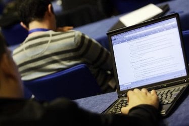 Virtual assistants, speech bubble, anthropomorphised computer, online learning platforms, south korea, human characteristics features