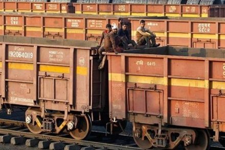 railways, indian eailways, railway accidents, railway sector, railway rakes, rake shortage, railways raw materials, steel ministry, steel industry, steel india