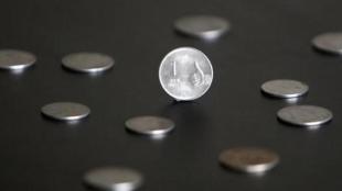 NRE, Interest Income