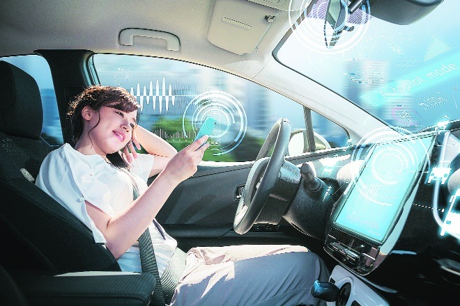 challenges for smartphone makers, smartphone makers challenges, upcoming smartphones in 2018, 2018 upcoming smartphone