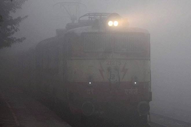 railways, railways schedule, indian railways, trains cancelled, delhi temperature, delhi fog, delhi winters, trains schedule, train status, railway status enquiry