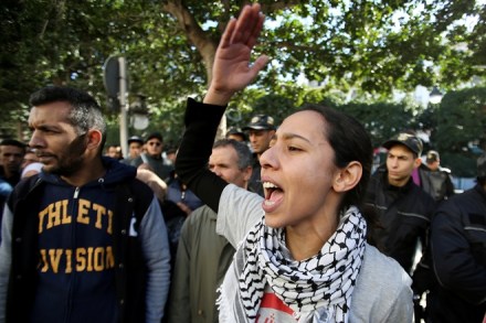 Tunisia protests, Tunisians protests, Tunisia anti austerity protest, tunisia violent protest, tunisia unrest, tunisia violence, tunisia anti government protest, tunisia goverment austerity Tunisia protests, Tunisians protests, Tunisia anti austerity protest, tunisia violent protest, tunisia unrest, tunisia violence, tunisia anti government protest, tunisia goverment austerity