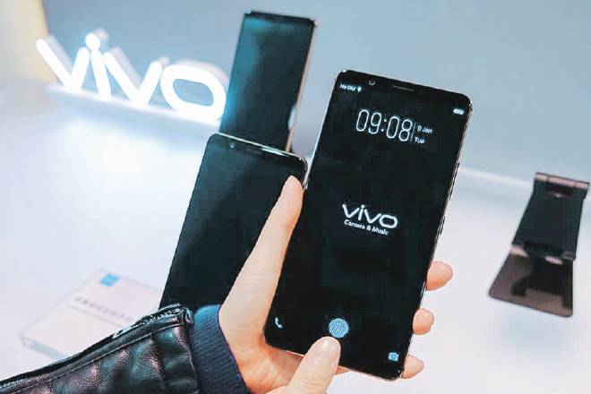 brandwagon around the world, the debut twitter, vivo phone singapore, amazon go, what is amazon go