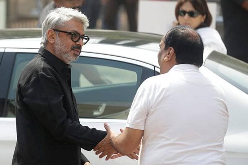 IN PICS | Sridevi funeral: Huge number of fans, Bollywood bigwigs pay last respects to legendary Bollywood actress