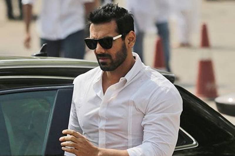 IN PICS | Sridevi funeral: Huge number of fans, Bollywood bigwigs pay last respects to legendary Bollywood actress