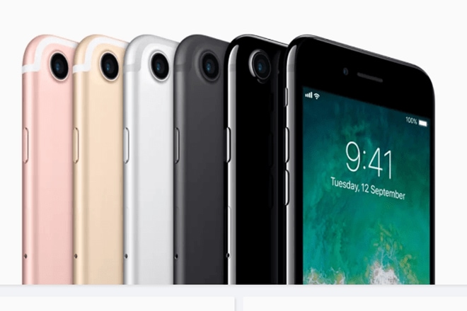 Flipkart launched the Apple Days sale offer on multiple iPhones