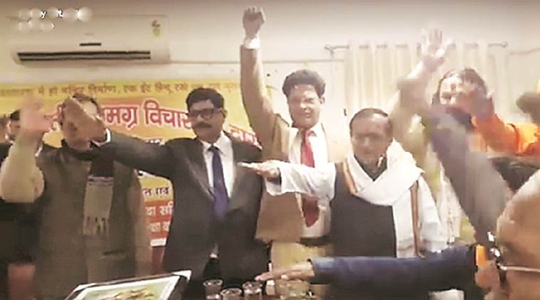 Ayodhya Babri Masjid case: Sri Sri Ravi Shankar tries out of court settlement Ayodhya Babri Masjid case: Sri Sri Ravi Shankar tries out of court settlement