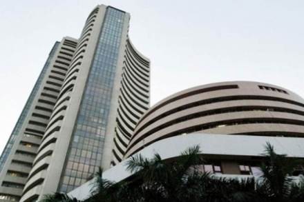 Sensex drops 130 pts, Nifty hits day’s low of 10,404; Tata Steel shares fall nearly 5%, PNB slips 3% Sensex drops 130 pts, Nifty hits day’s low of 10,404; Tata Steel shares fall nearly 5%, PNB slips 3%