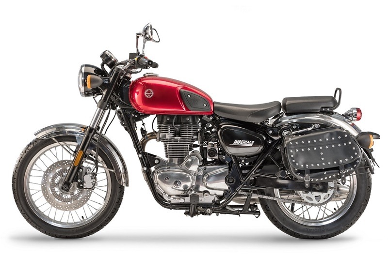 Benelli Imperiale 400: Benelli has plans to launch a Royal Enfield competitor in India in the coming months, better known as Imperiale 400. The motorcycle will source its power from a 373cc engine mated to a five-speed transmission. The engine is good for churning out respective power and torque of 19.7 hp and 28 Nm. The Benelli Imperiale 400 will be launched in India during mid 2018 at an expected price of Rs 2 lakh (ex-showroom).