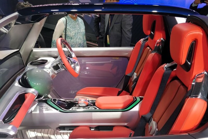 The e-Survivor Concept, gets a eye catching chrome with red interiors. The e-Survivors interiors also get a centrally mounted circular globe which can be used to interact with the cars various functions but also serves as a screen for the many cameras and infotainment that the e-Survivor gets