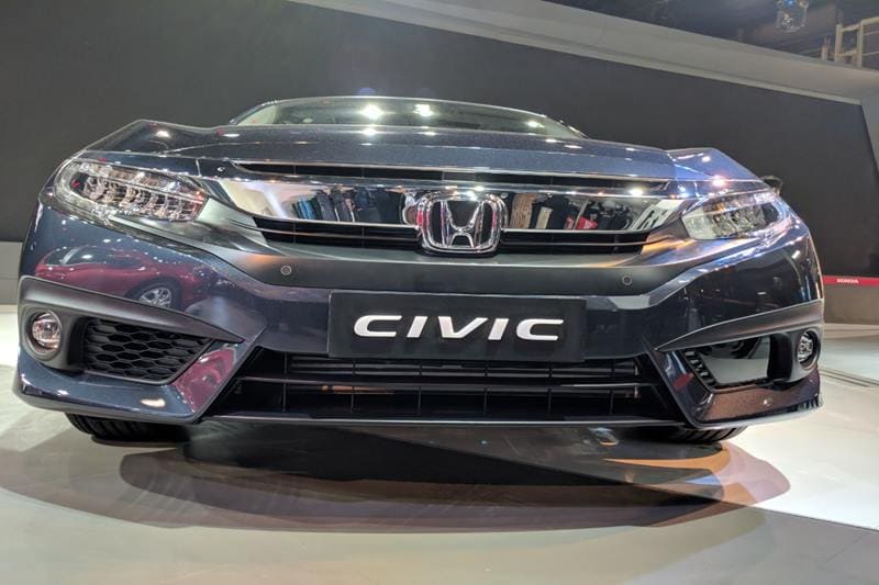 Finally! We have a confirmation that the new Honda Civic will come to India in FY 2018-19 and the company has also confirmed that it will be assembled here. In 2018, Honda Wil first launch the all new -Amaze followed by Honda CR-V and then Honda Civic. Its certainly betting big on the Indian market and plans an aggressive business strategy.