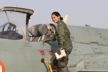 Who is Avani Chaturvedi, Avani Chaturvedi, Avani Chaturvedi profile, Avani Chaturvedi facts, facts about Avani Chaturvedi, Avani Chaturvedi indian air force, iaf Avani Chaturvedi, Avani Chaturvedi fighter jet, india news