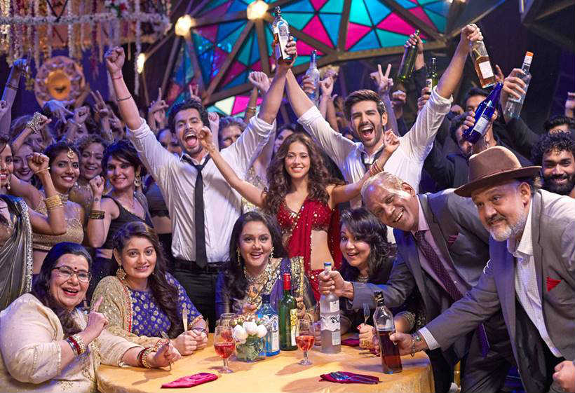 Sonu ke titu ke sweety, Sonu ke titu ke sweety movie review, Sonu ke titu ke sweety review, SKTS review, Sonu ke titu ke sweety songs, Sonu ke titu ke sweety cast, Sonu ke titu ke sweety full movie, Sonu ke titu ke sweety actress, Sonu ke titu ke sweety wiki, Sonu ke titu ke sweety movie download, Sonu ke titu ke sweety trailer, kartik aryan, pyar ka panchnama, nusrat bharucha, welcome to new york, luv ranjan, diljit dosanjh