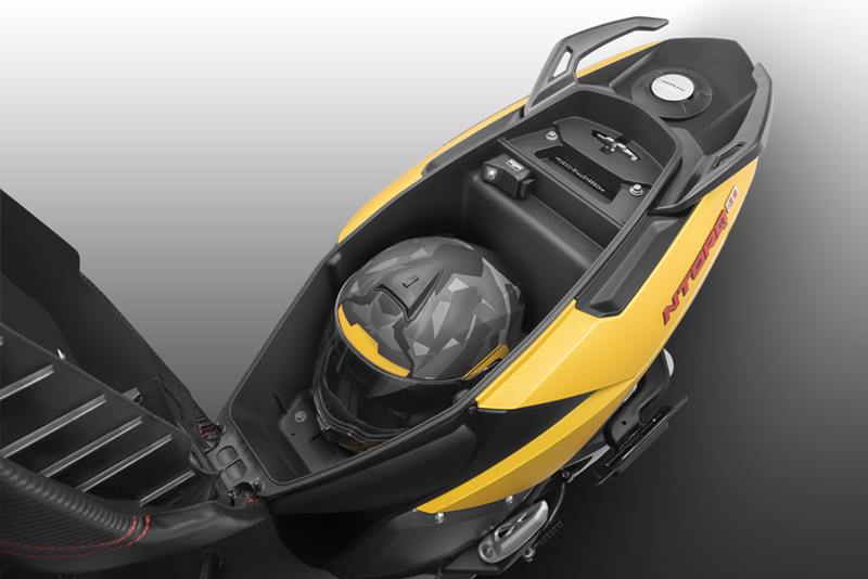 TVS Ntorq 125 gets enough storage space to place a full size helmet and has a capacity of 22L. The scooter also has a fuel tank capacity of 5L.