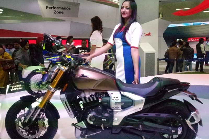 At Auto Expo 2018, TVS has showcased its first ever power cruiser that goes by the name Zeppelin. The motorcycle looks impressive in a way that it comes across no less than any other cruiser in the market in the said segment at present. With the new Zeppelin, TVS gives an idea of its entry into the cruiser segment that is currently dominated by Bajaj Avenger range. The new TVS Zeppelin is expected to enter production in the coming two years.
