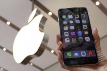 apple iphone, iphone, iphones in india, apple, iphones, iphone bug, facebook, whatsapp, apple watch, apple iOS, Facebook Messenger, technology, technology news