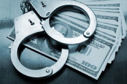 13,000 bank frauds detected in 3 years; Rs 17,000 crore lost in just 1 year 13,000 bank frauds detected in 3 years; Rs 17,000 crore lost in just 1 year