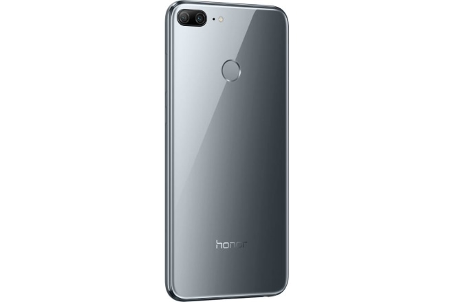 Honor 9 Lite Flipkart sale will also see an exchange offer of up to Rs 14,000 on exchanging old smartphones