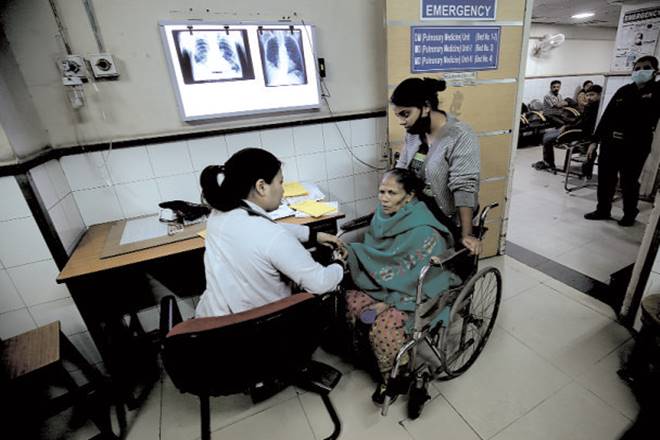 Express Healthcare, Bayer Zydus, Viveka Roychowdhury, Manoj Saxena, gynaecological therapies, Fortis Group of Hospitals, Lilavati Hospital