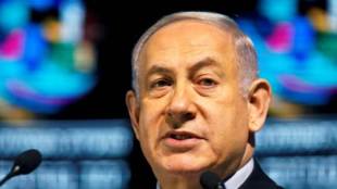 Benjamin Netanyahu, Israeli police, Bezeq Israel Telecom, corruption investigations