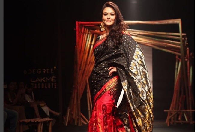 sari, designer sari, sari designers, modern sari, flexible sari