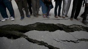 quake, earthquake, mexico earthquake, earthquake in mexico, magnitude-7.5 earthquake in mexico