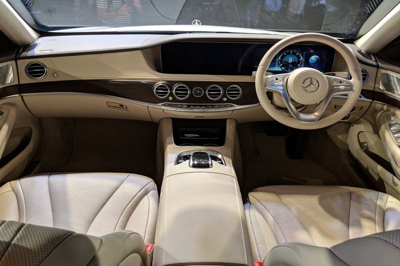 The dashboard gets a similar layout to its predecessor and is neatly laid out with the use of premium materials including top-notch wood and carbon fibre. At the centre of the dash lies the 12.3-inch infotainment system that supports voice command, Apple Car Play and Android Auto. The new S-Class supports wireless charging, 360 degree camera with sensors and park-assist. The new S-Class comes with Burmester surround sound system with 13 speakers, a 9-channel DSP amplifier and a total output of 590 W.