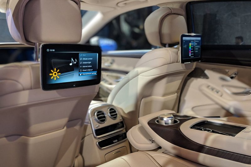 The rear-seat of the new Mercedes-Benz S-Class in a place to be. Apart from the rear seat infotainment, you also get massage seats that can incline to up to 43.5 degrees and makes the cab very spacious. Rear seat can control the whole infotainment system ad new airmatic suspension promises a comfortable drive.