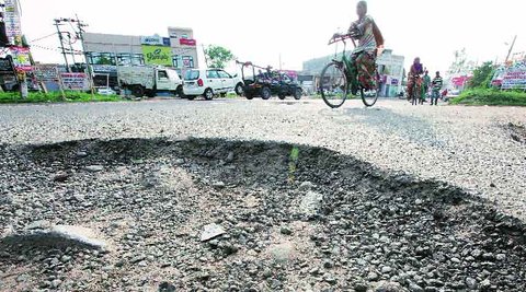 Your smartphone is the latest weapon in the fight against potholes