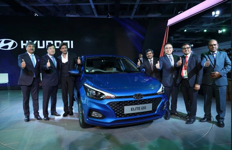 Shah Rukh Khan also entertained the audience by delivering some of his famous movie dialogues. He also posed in the front of the new 2018 Hyundai i20 and commented that “I admire Hyundai for their socially relevant campaigns that are so pertinent to every individual. Swachh Can is a simple yet powerful idea and I would like to request every single car owner to go ahead and use it and play their role in the Clean India Movement.”