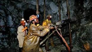South Africa, people trapped in south africa, news on south africa, new on south africa minner, Sibanye Gold, miners in south africa, Sibanye Stillwater mining company, Welkom