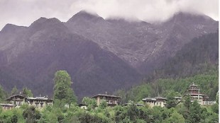 samdrup, bhutan, friends, tourist town bhutan, bhutan tourism