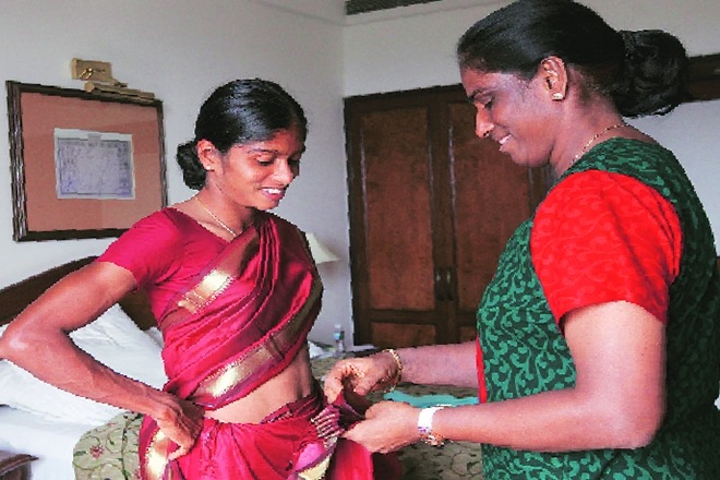 draping a sari, how to drape a sari, sari tutorials, sari videos, draping sari apps