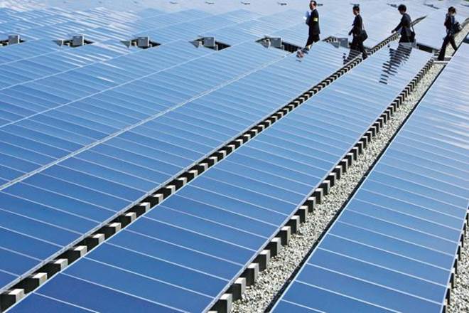 solar power tariff, solar power target, solar power capacity growth, solar power demand