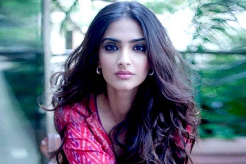 Sonam Kapoor: Prem Ratan Dhan Payo (Rs 210.16) is the only film of the Pad Man actress to be in Rs 2900 crore club.