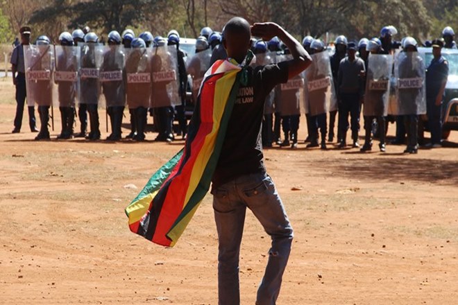 zimbabwe, zimbabwe politics, zimbabwe opposition parties, robert mugabe, africa