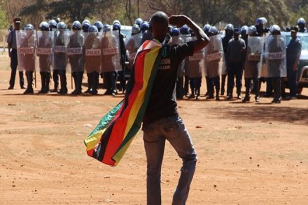 zimbabwe, zimbabwe politics, zimbabwe opposition parties, robert mugabe, africa zimbabwe, zimbabwe politics, zimbabwe opposition parties, robert mugabe, africa