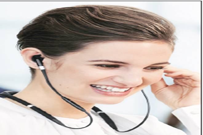 jabra evolve, jabra evolve 75E, headphones, jabra evolve headphones, USB cable, wireless headset