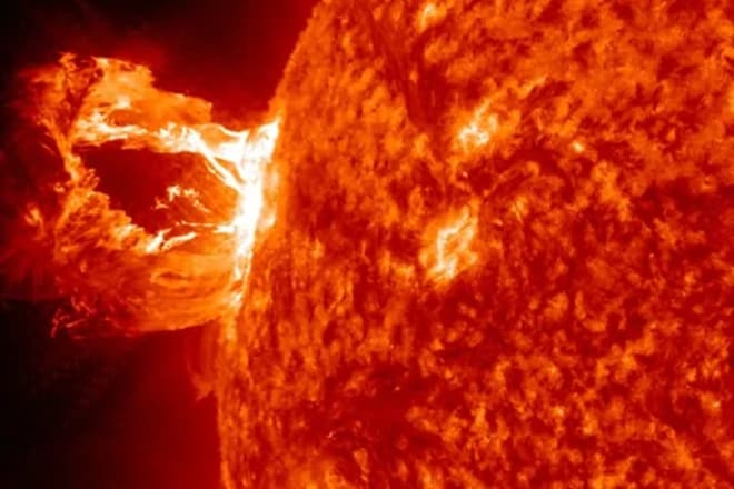 solar storm, geomagnetic storm, earth, sun, solar flare, satellite, aurora