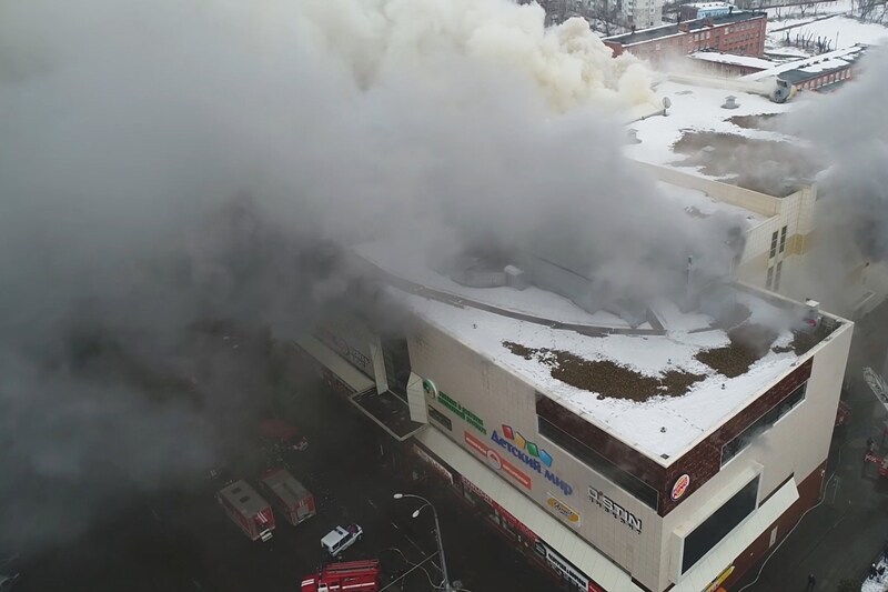 russia fire, russia mall fire, russia shopping mall fire, siberia fire, kemerovo russia, kemerovo, russia shopping centre fire, russia fire, russia mall, fire in russia, siberia russia, russia news